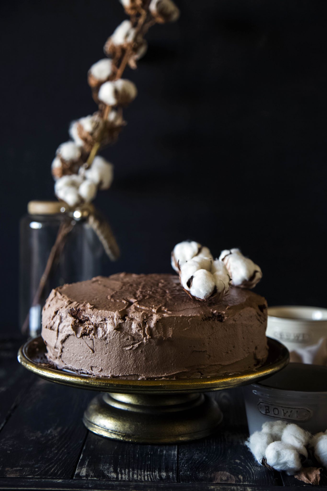 Шоколадный торт с масляным кремом